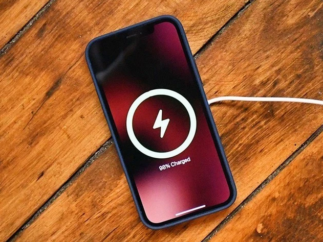 望都苹果手机维修分享iPhone 12可以随便充电吗 